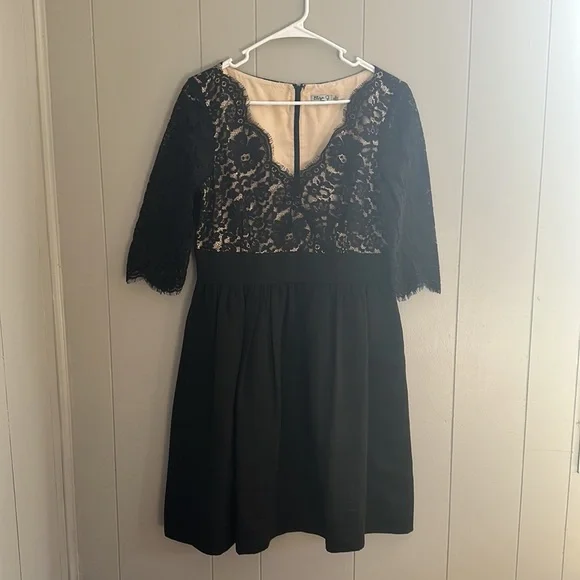 Eliza J Black nCream eyelash lace cocktail dress. - Picture 8 of 12